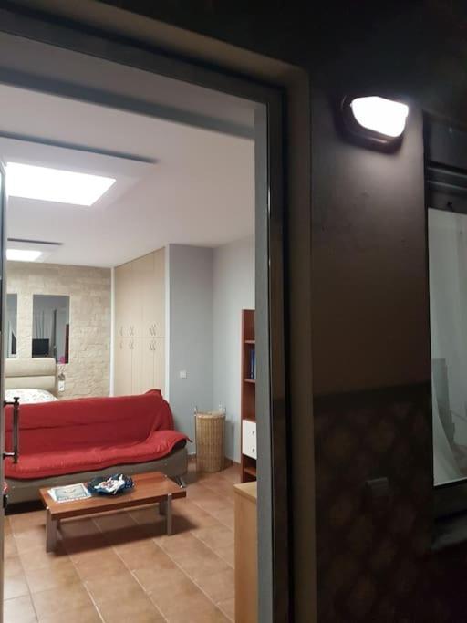 Modern 40 Sq.m. Near Town Center.